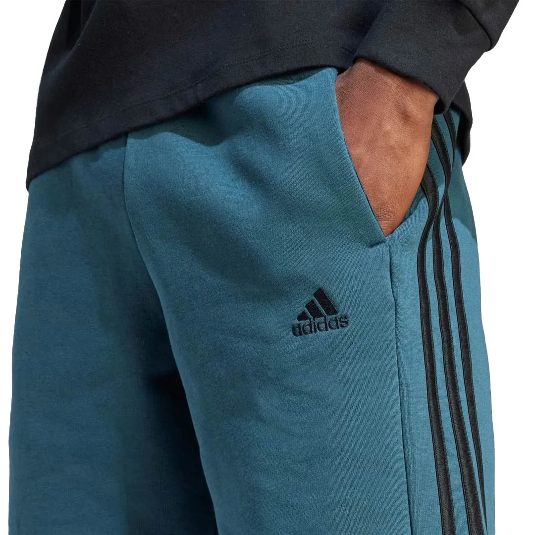 adidas - Essentials Fleece 3-Streifen Shorts für Herren (IJ8930)