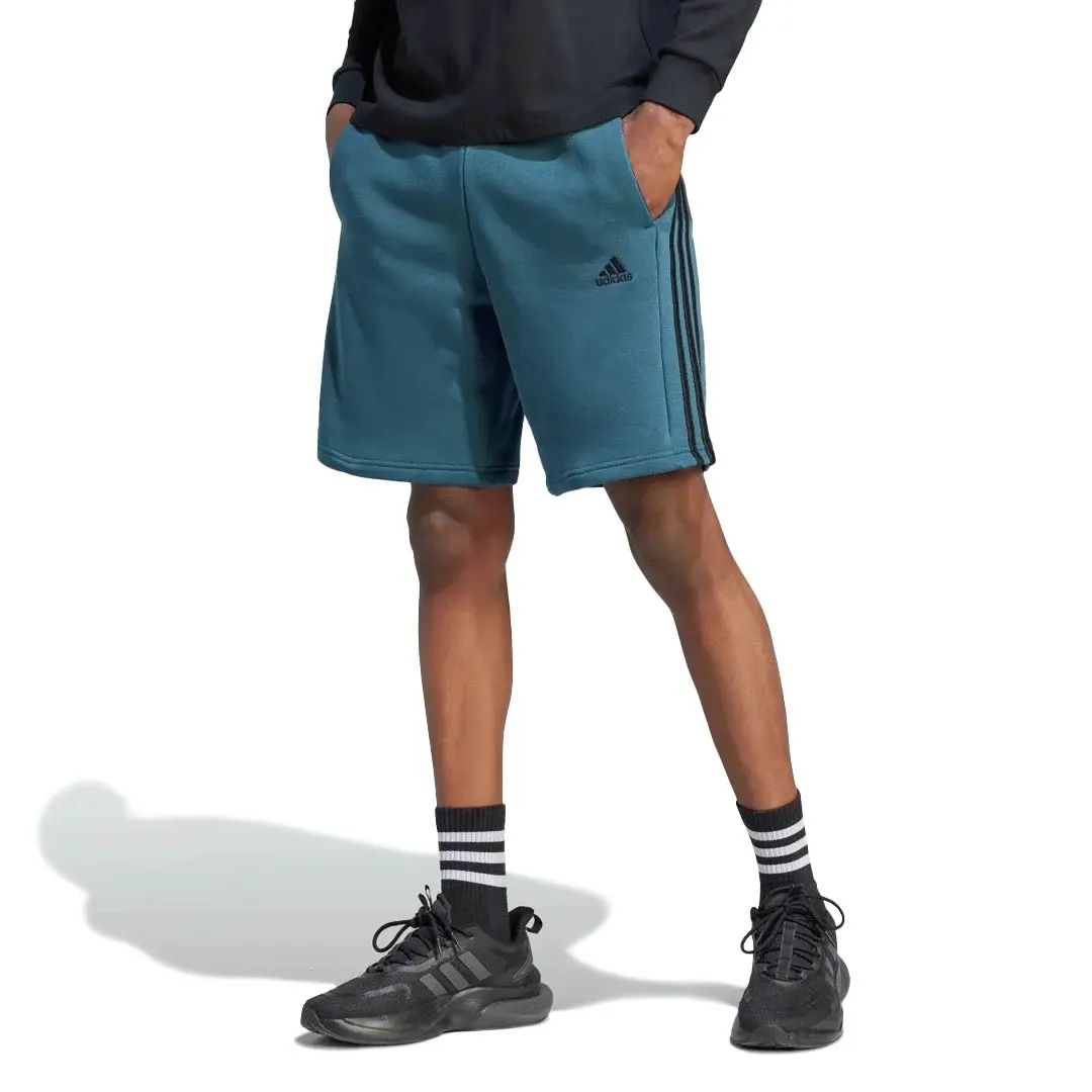 adidas - Essentials Fleece 3-Streifen Shorts für Herren (IJ8930)