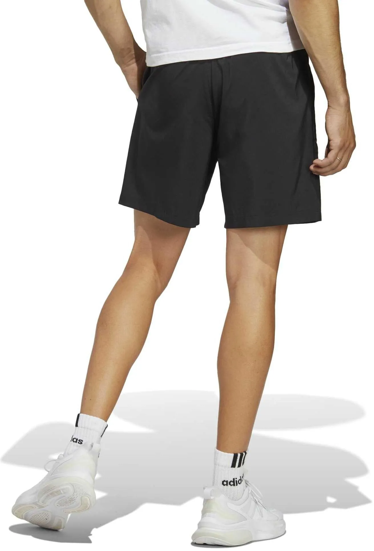 Herren AEROREADY Essentials Chelsea Linear Logo Shorts
