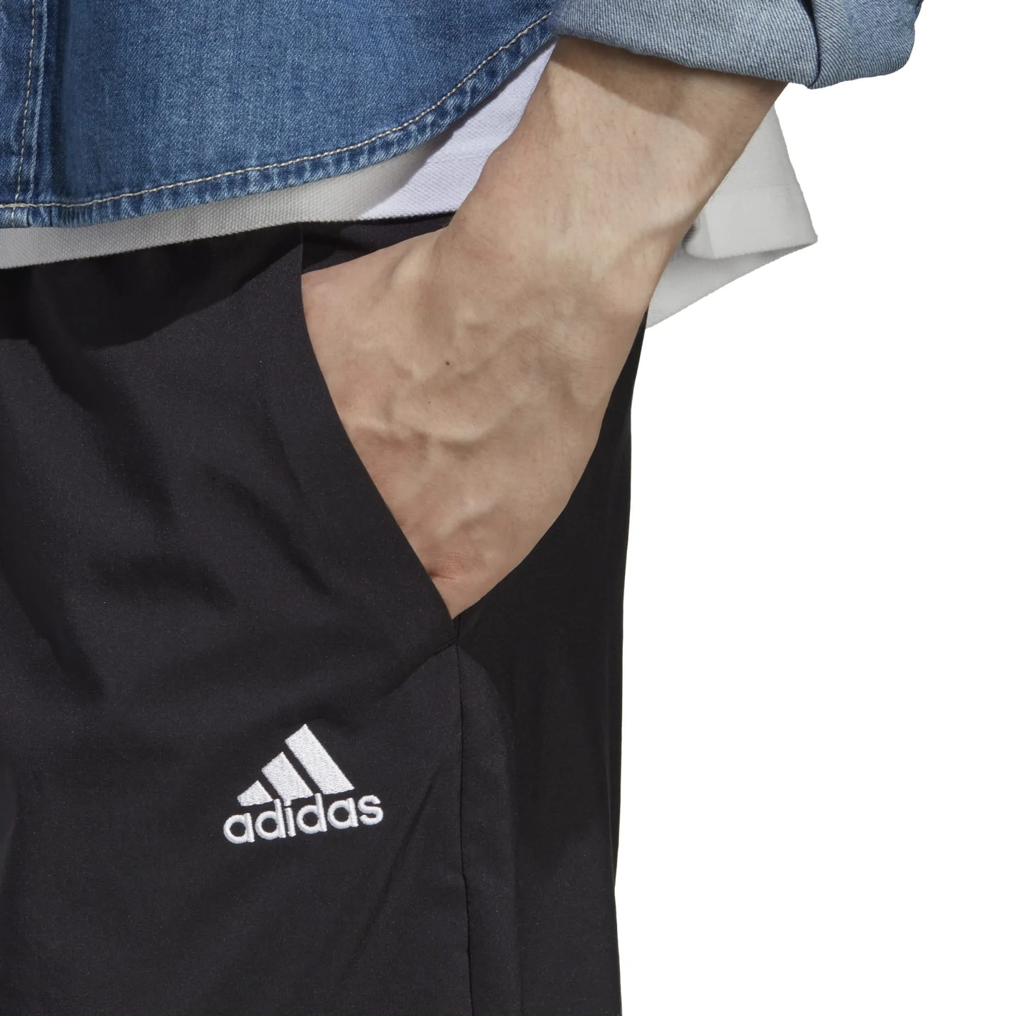 Herren AEROREADY Essentials Chelsea Shorts mit kleinem Logo
