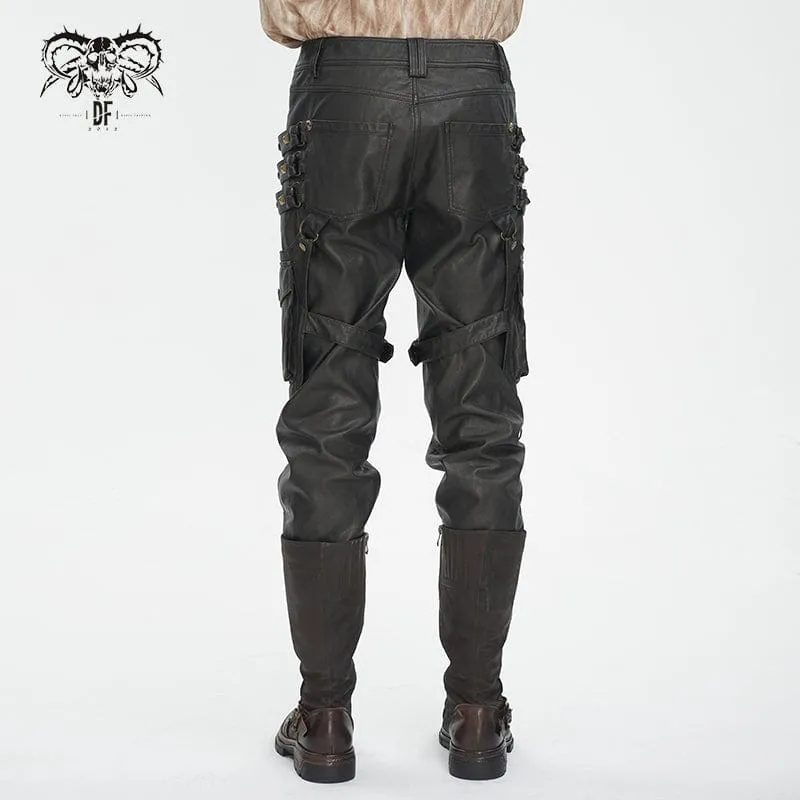 Herren-Gothic-Hose mit großen Taschen und bronzenen Nieten aus Kunstleder