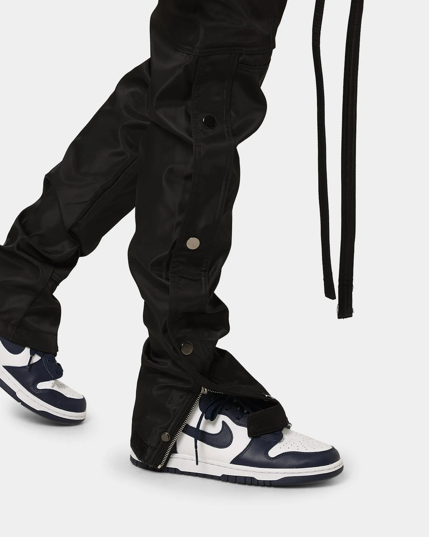 MNML Snap Zipper II Cargo Hose Schwarz