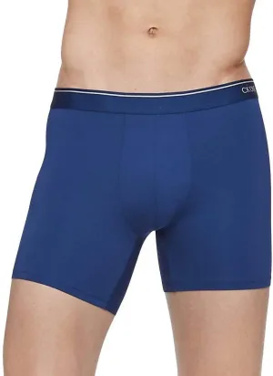 Ein Micro Boxer Brief in Perth Blau