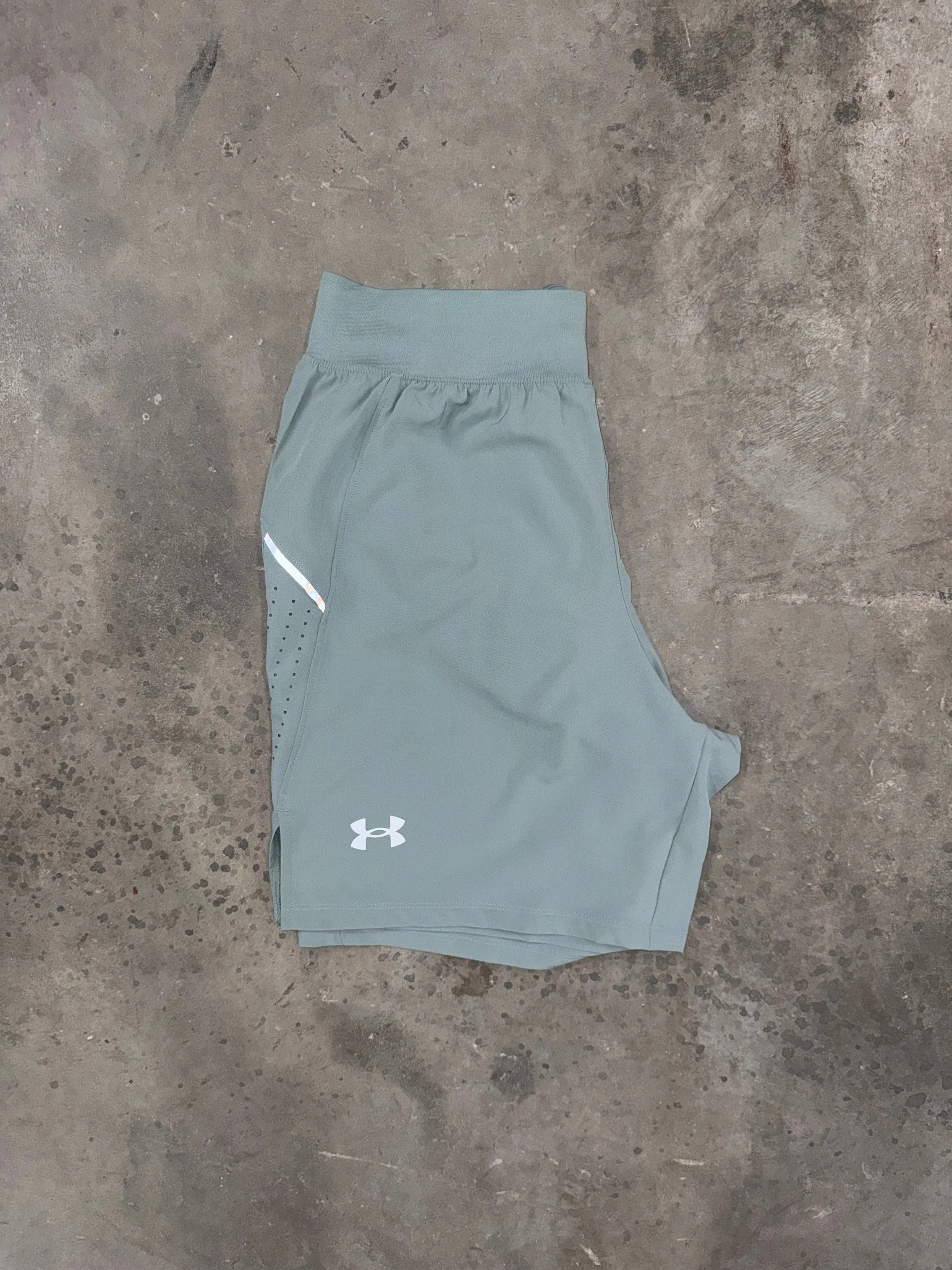 Under Armour Elite Launch Short - Silica Grün